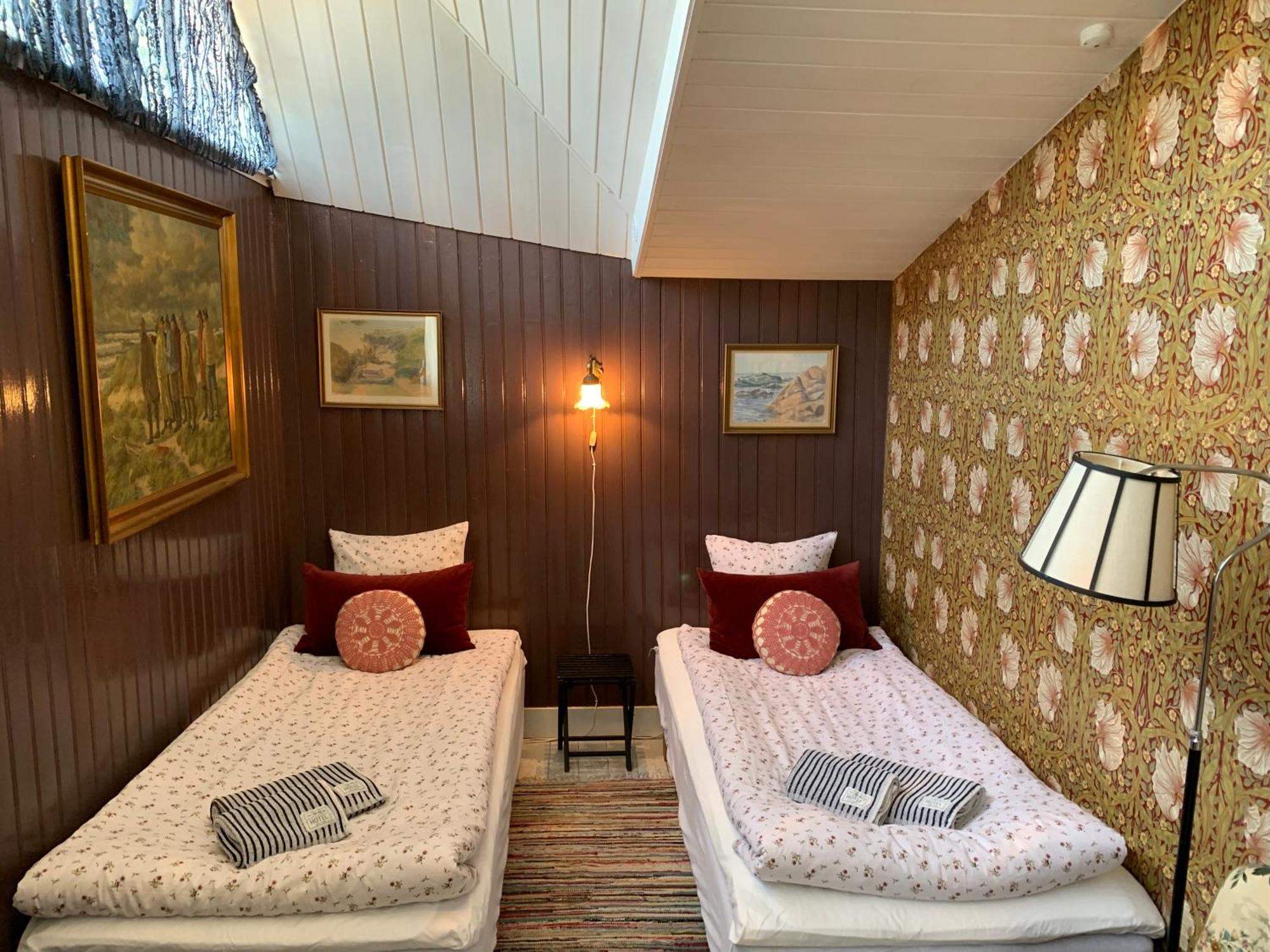 Pensión Farm61 Badehotellet I Det Midtjydske - Alder +18 Ar